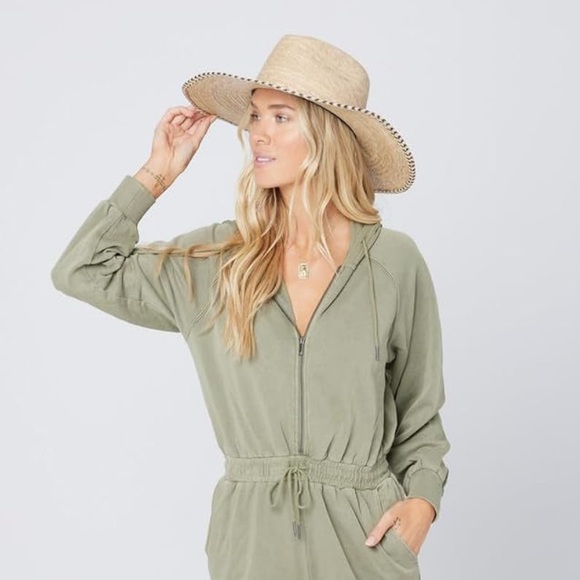 L*Space Woven Straw Hat 100% Palm - Picture 1 of 7